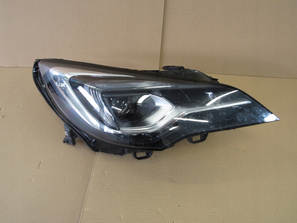 фото №1, Opel astra k 5 лампа правая перед