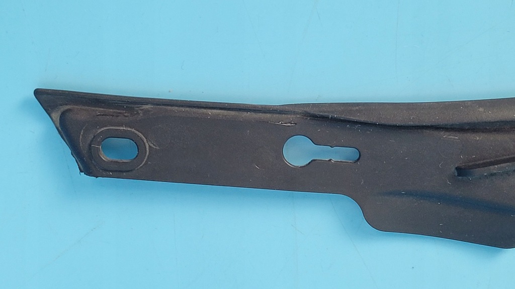 Mercedes eqe 350+ 23r прокладка крыла левая a2958820100 Недорого