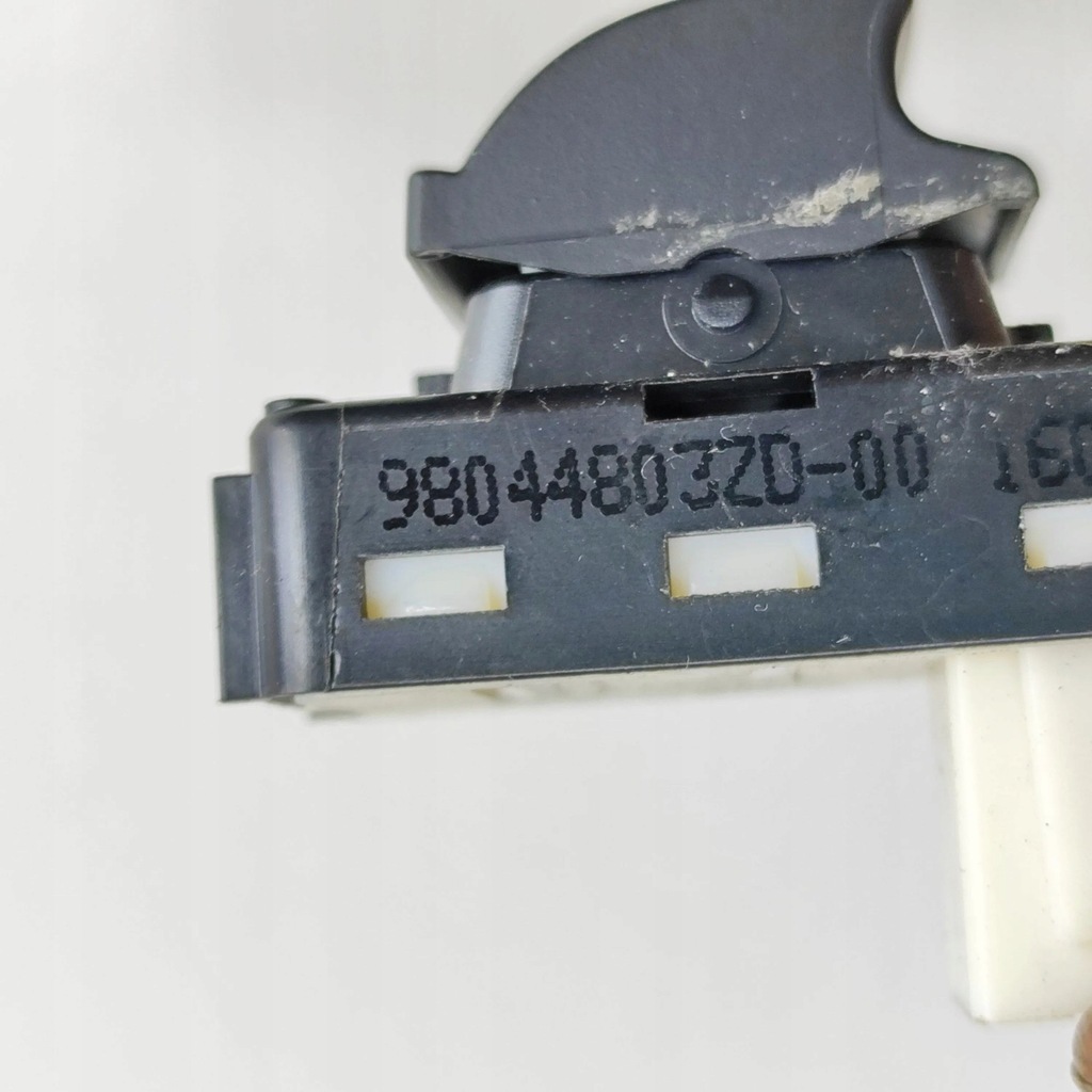 фото №7, Citroen c4 ii 2021 перед сторона ліва кнопки вікон