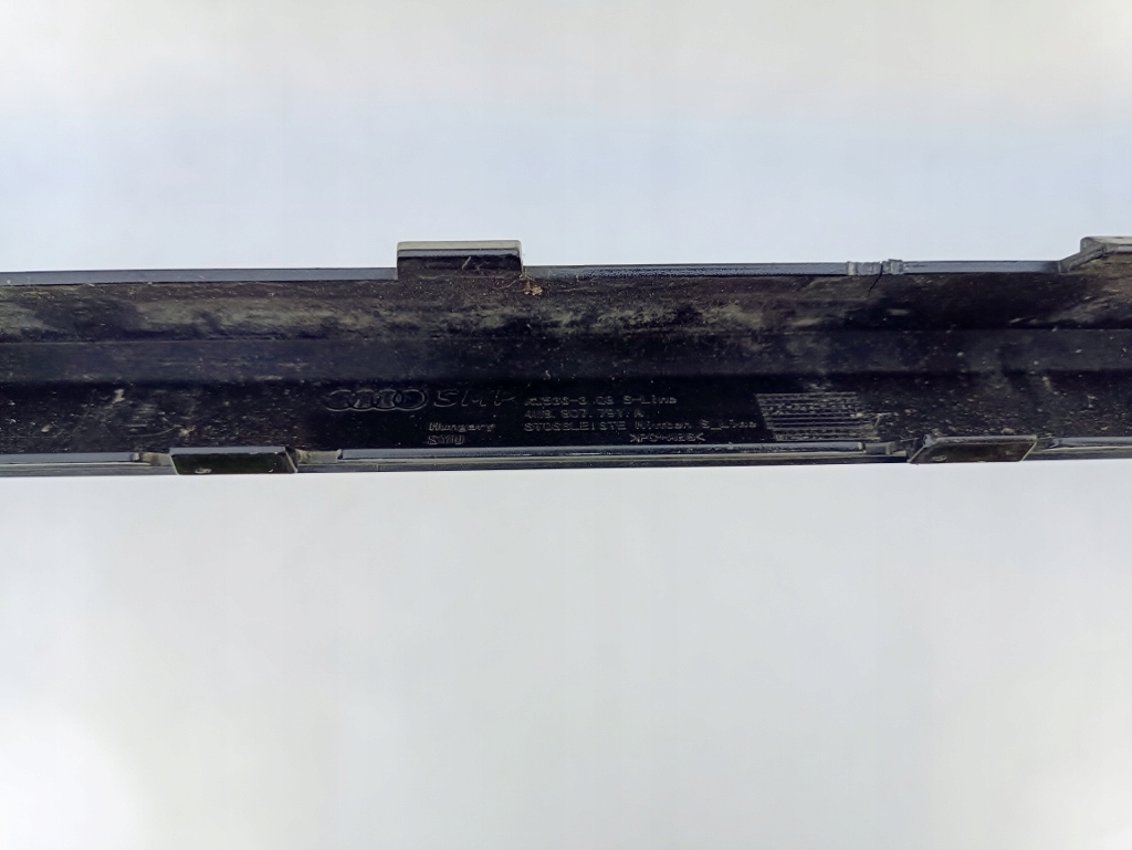 фото №7, Audi q8 s-line молдинг бампера заднього 4m8807791a