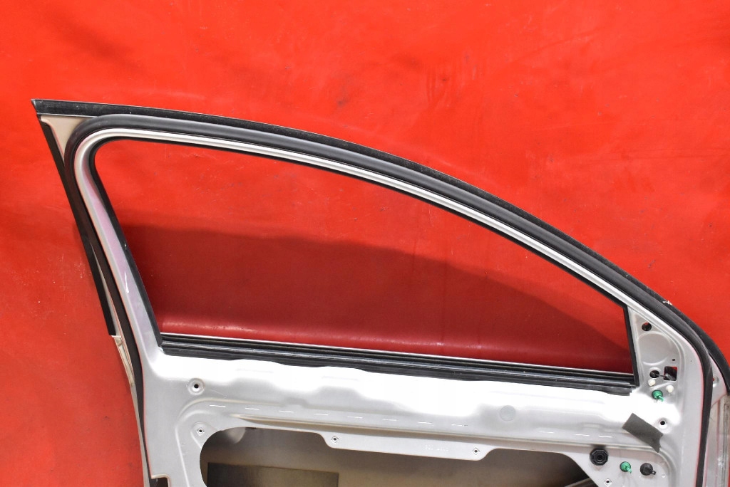 фото №14, Двері ліва перед передні сріблястий vw passat b6 05-10