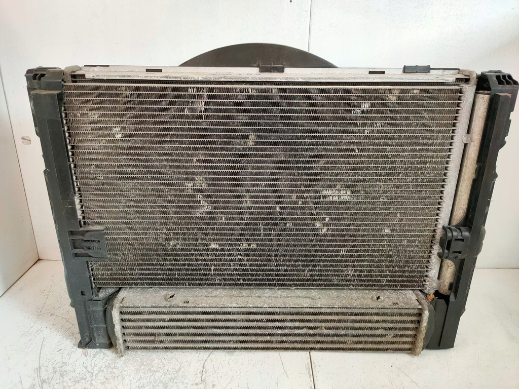 фото №1, Комплект радиатор вентилятор e81 e87 2.0d 7810291