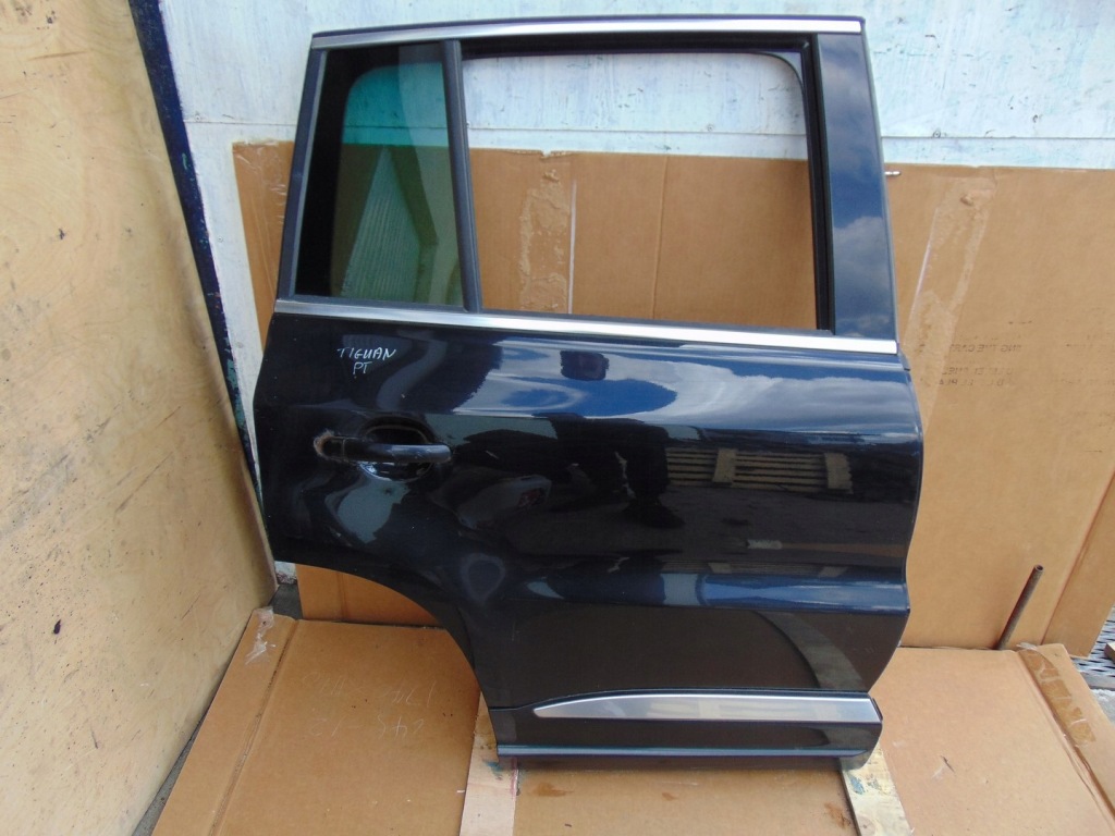 фото №1, Двері правий задня vw tiguan 1 r-line lc9x