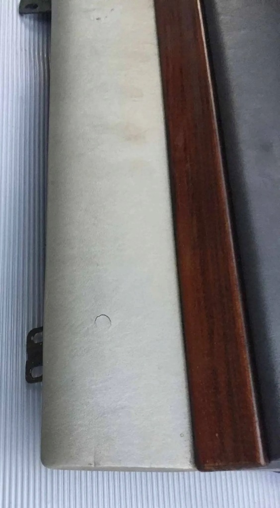 фото №5, Mercedes-benz e w124 1989 крышка дверца бардачка панели