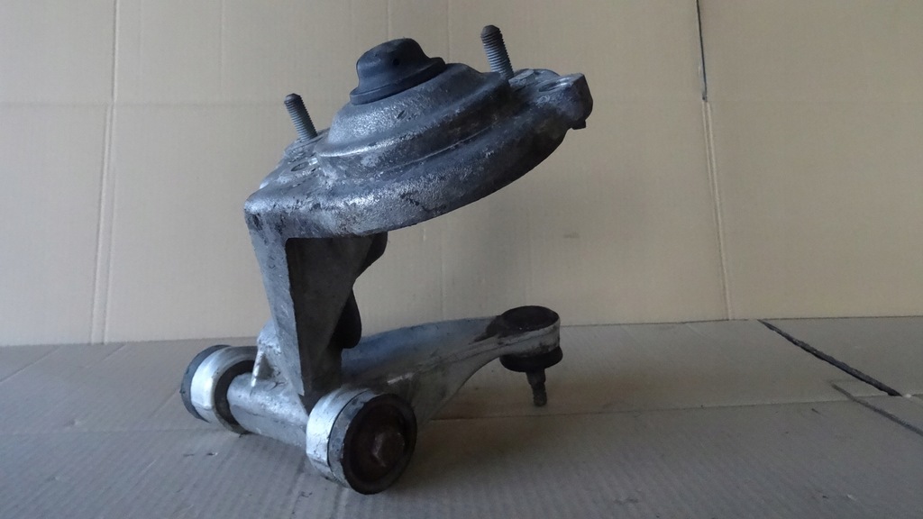 фото №3, Alfa romeo 147 рычаг левый перед