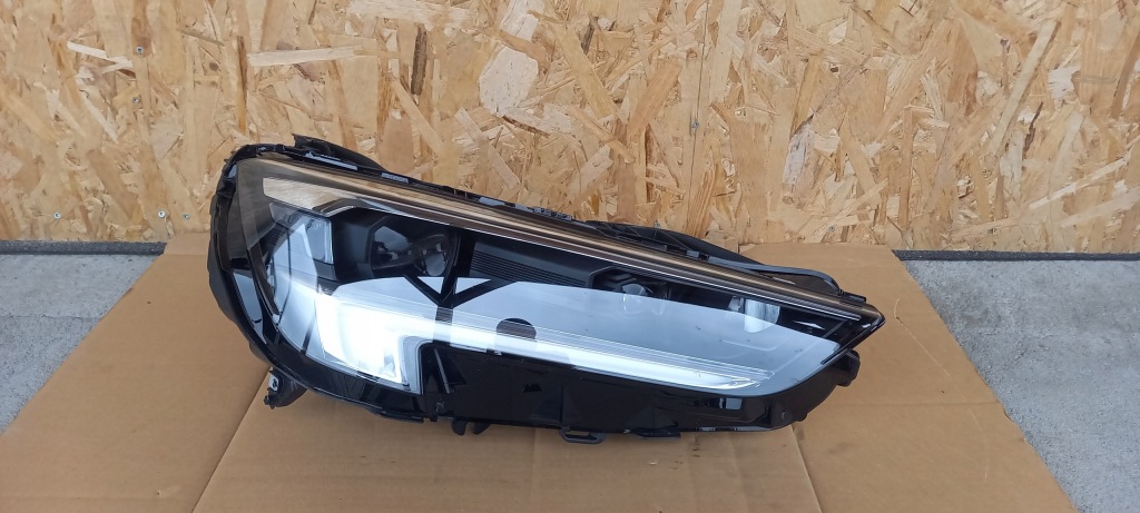 Купить Opel insignia 2 b рестайлинг  правый  фара перед full led