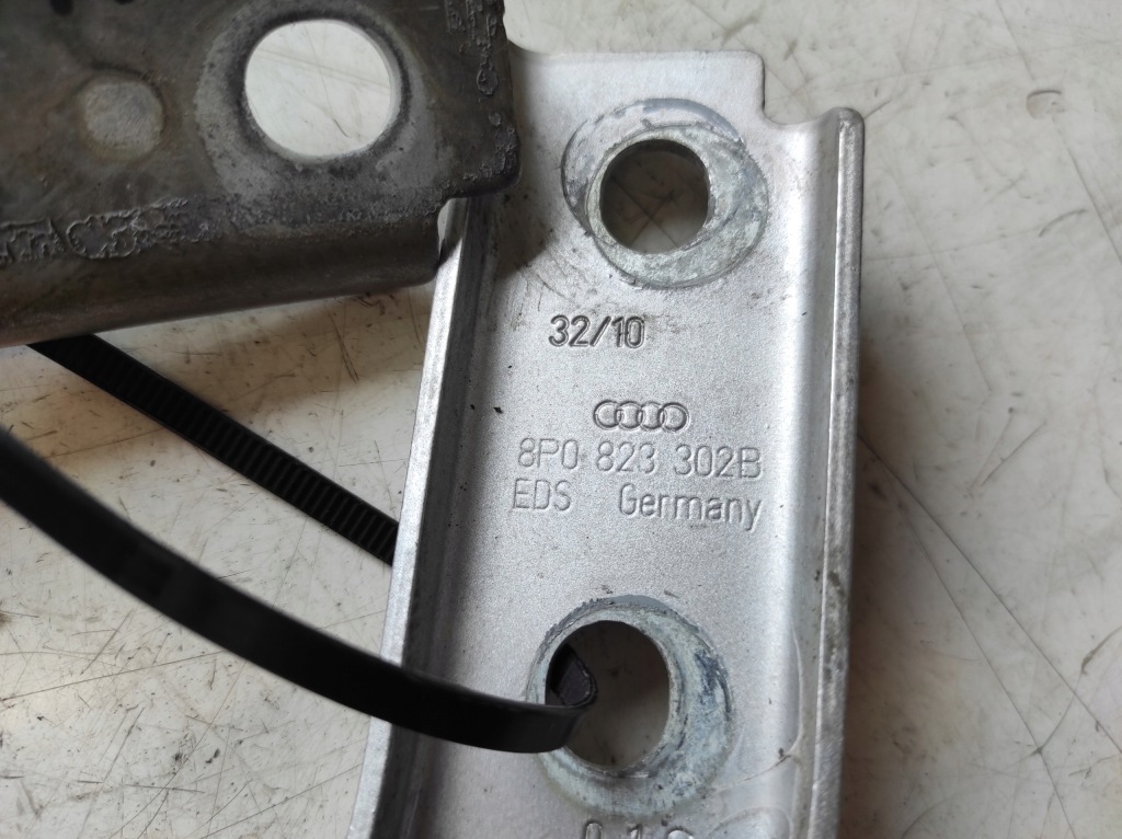 фото №4, Audi a3 8p lift 08- петлі капот 8p0823302b