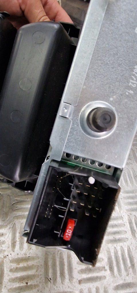 фото №6, Полка радио дисплей citroen ds3 c3 ii peugeot