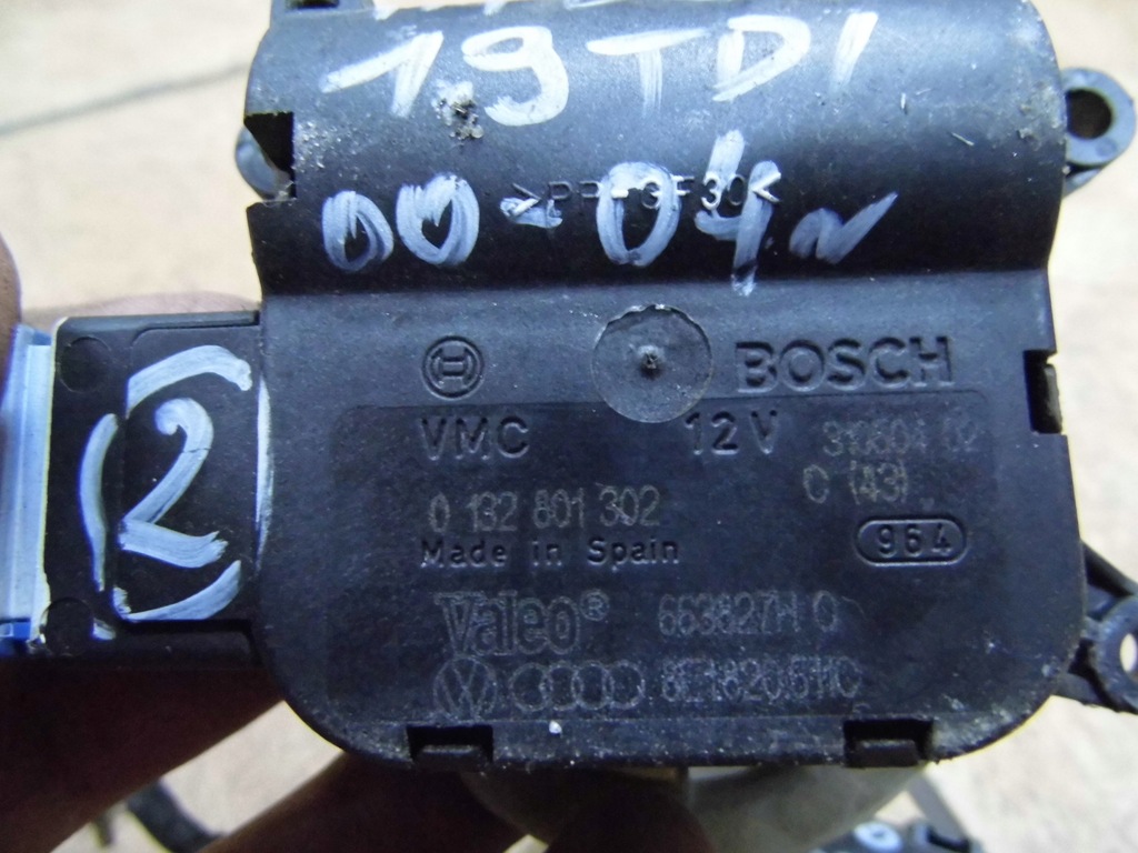 фото №7, Audi a4 b6 1.9tdi 00-04' моторчик отопителя 0132801302