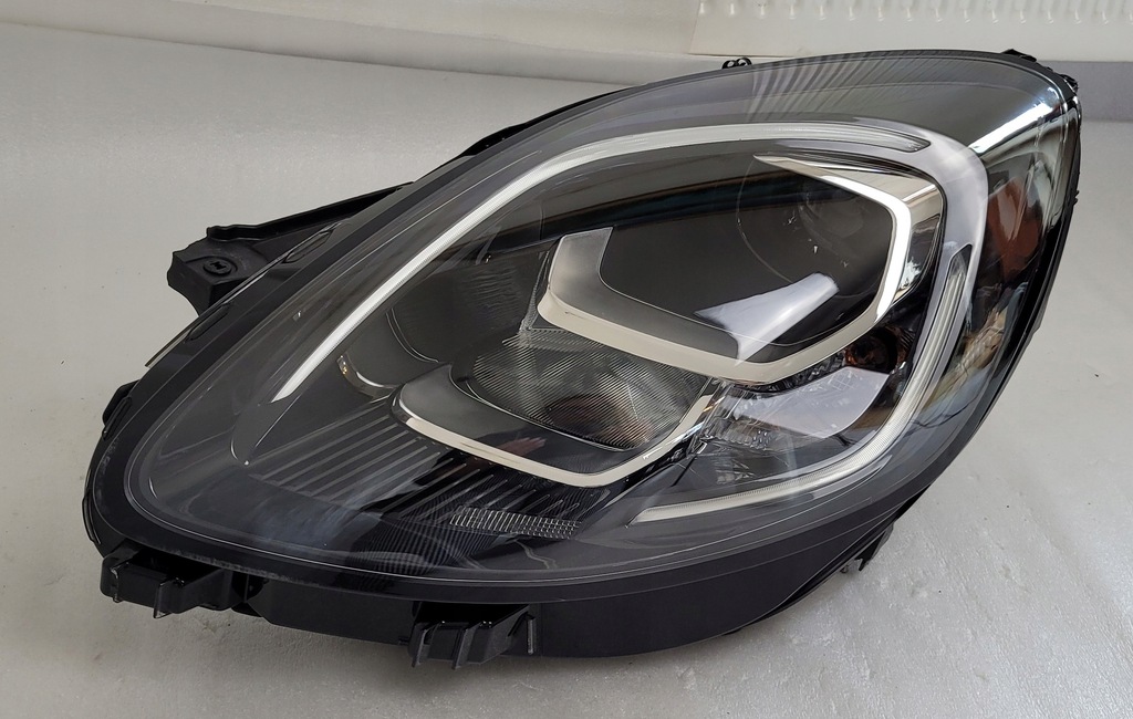 фото №1, Лампа левая перед led ford puma bx726 2019-