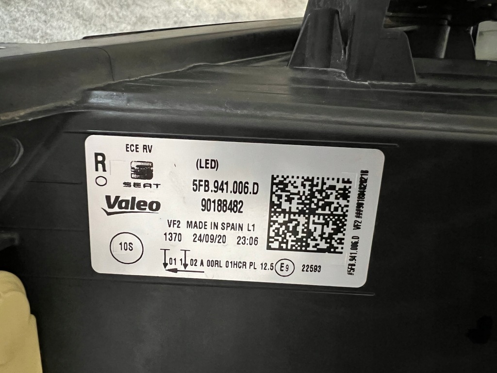 фото №7, Seat leon iv правая лампа full led