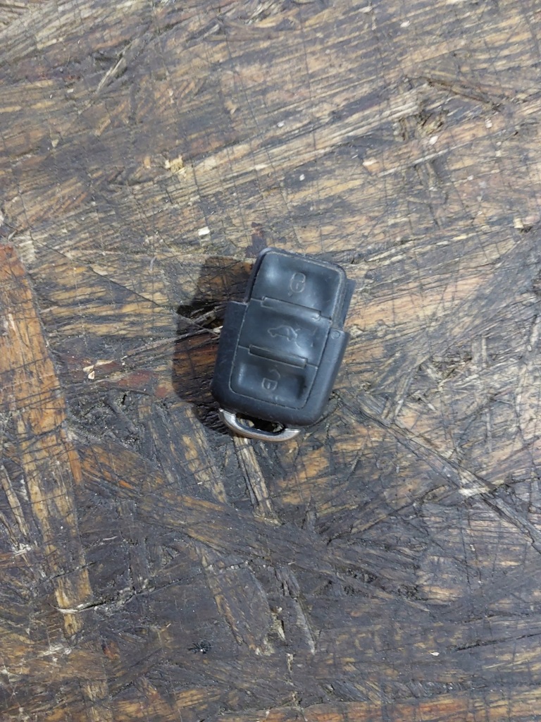 фото №1, Pilot ключа skoda fabia i