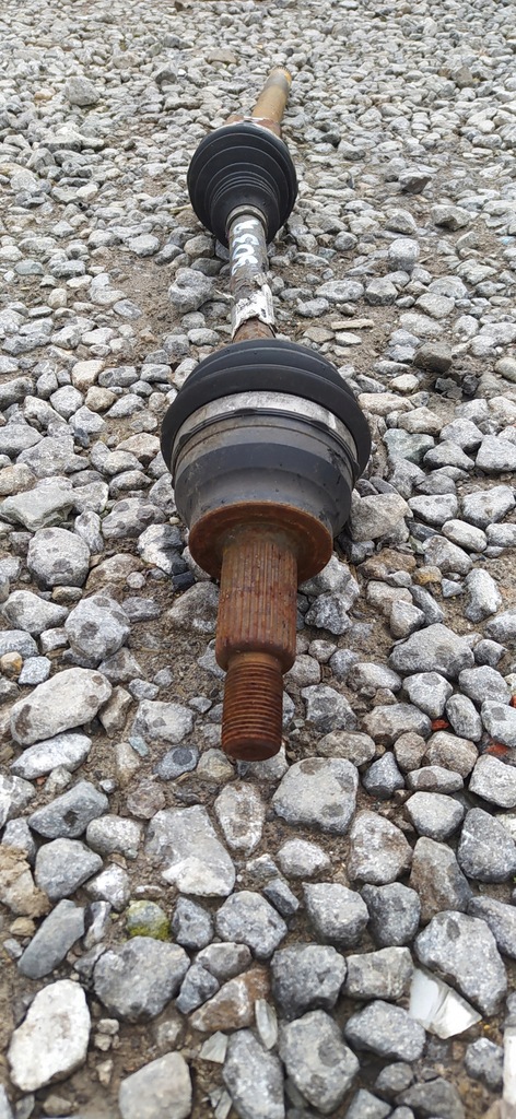 фото №1, Jaguar f-pace f pace 2.0d приводной вал правая перед передняя