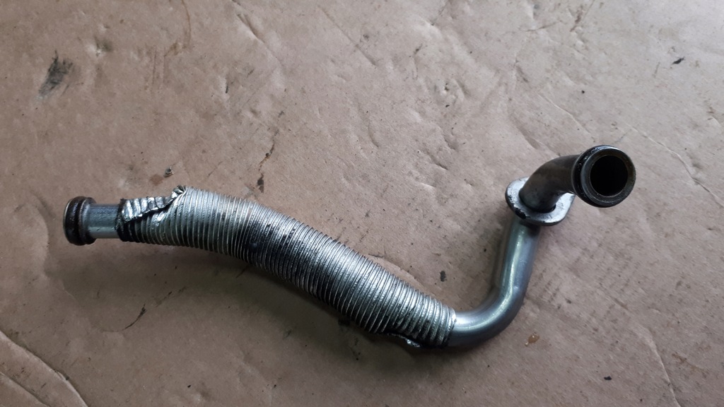 фото №1, A4 b9 8w трубка шланг масла a5 1.4 tfsi cvn