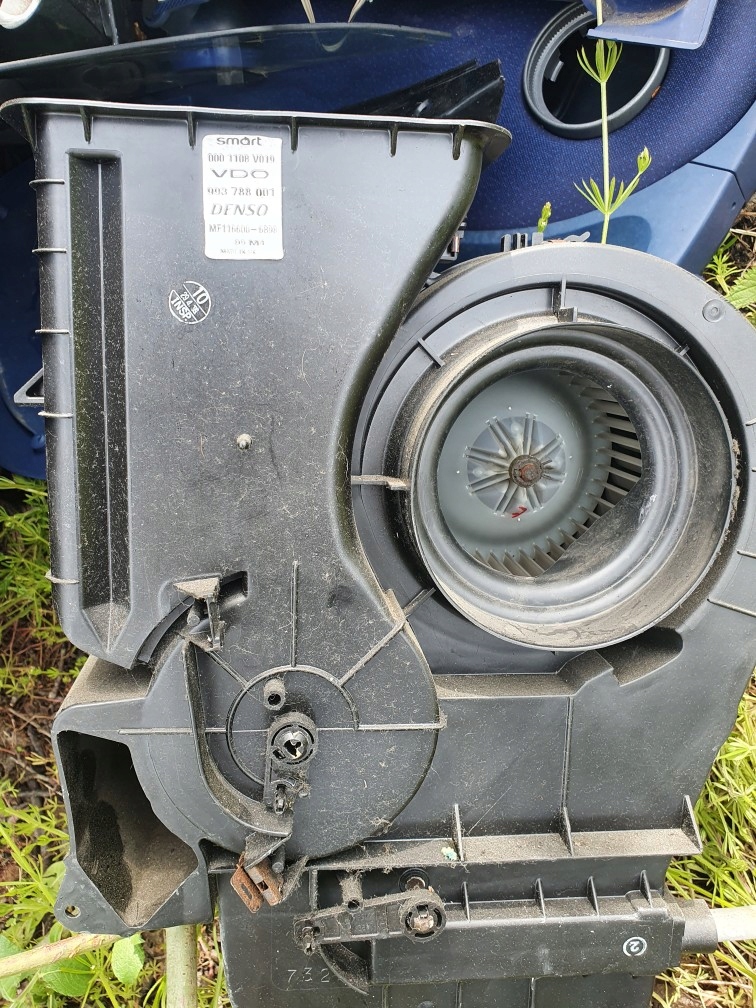 фото №9, Кришка пального smart fortwo 99 poj 600