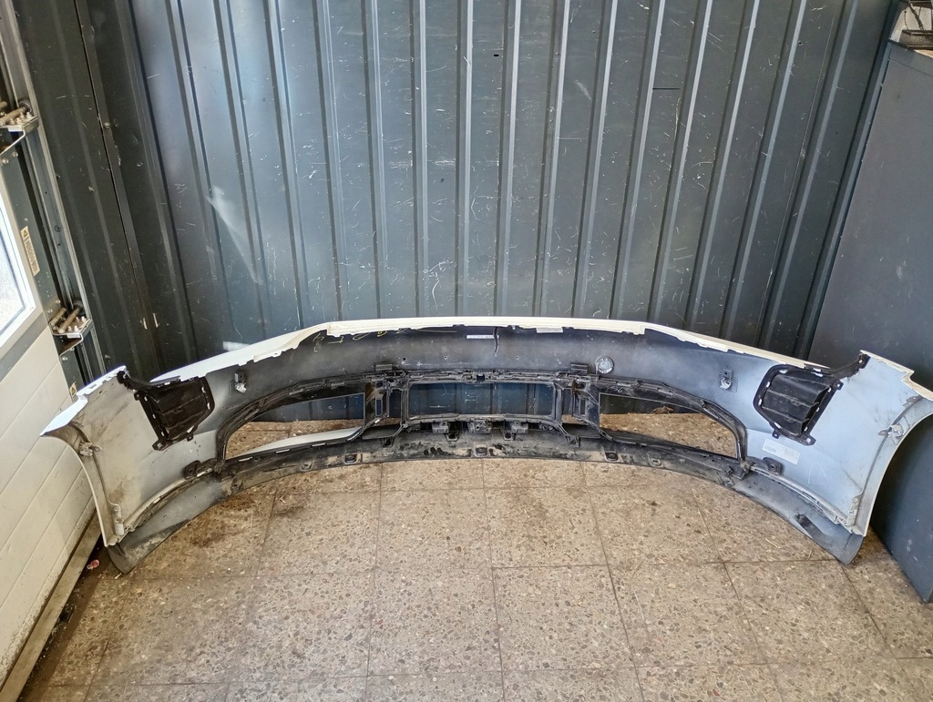 фото №11, 9j0807221f бампер перед porsche taycan cross turismo 9j0 белый