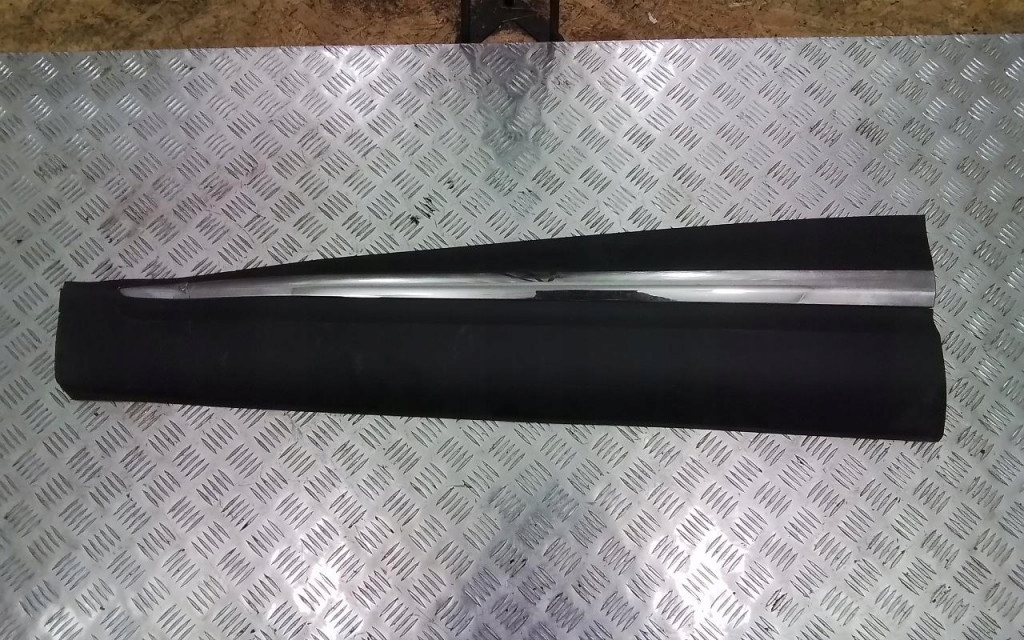 фото №1, Kadjar молдинг декоративная накладка дверь левая перед