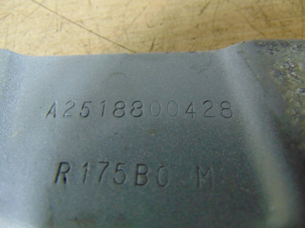 фото №6, Петля капот правый mercedes r klasa w251