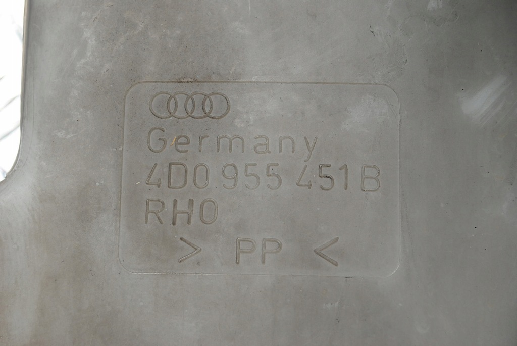 фото №5, Бачок жидкость омывателя audi a8 d2