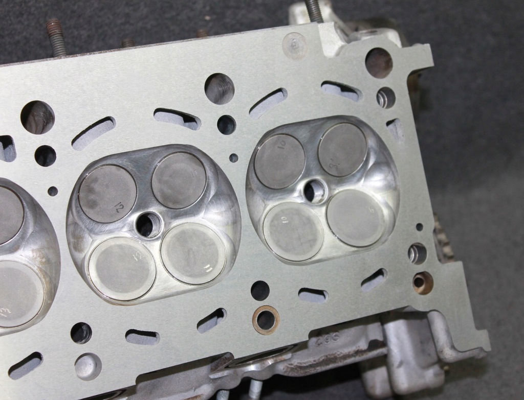 фото №8, Bmw e39 m5 z8 e52 5.0i s62b50 400km - головка двигуна комплектна 1-4 1407006