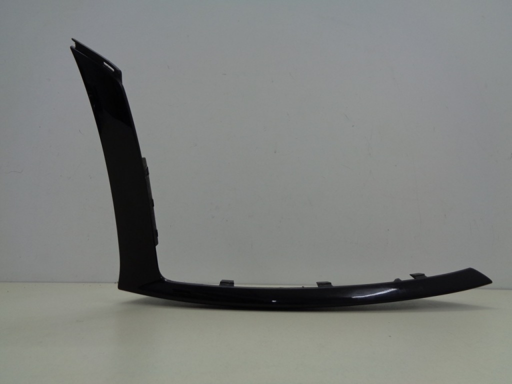 фото №1, Mercedes cla w118 amg молдинг бампер правий перед