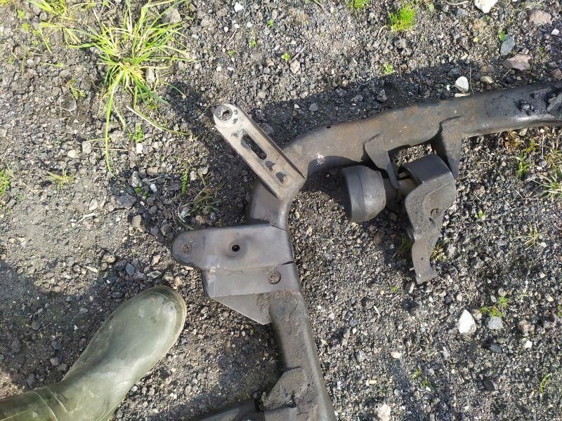 Подрамник подрамник подрамник opel meriva a 1.3 1.6 1.8 Недорого