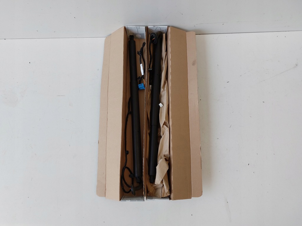 Купить Mercedes gla 247 привод крышки багажника правый левый оригинал