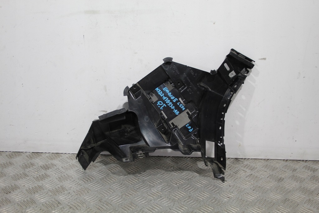 фото №1, Напрямна бампера правий задня evoque ii 2 l551