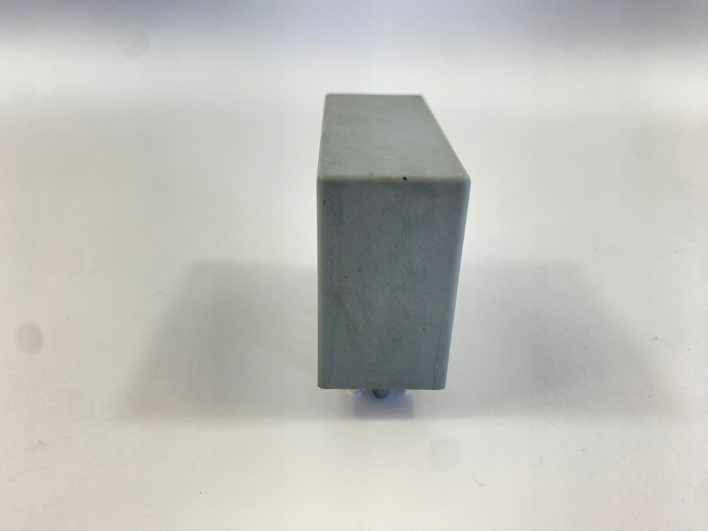 Модуль реле фаркоп буксирувальний i поворотники mercedes w124 w201 190 в Україні