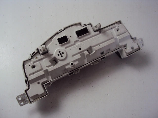 фото №5, Счетчик приборы toyota iq бензин 08-15