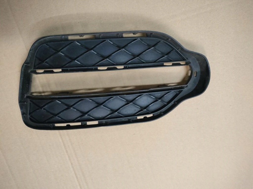 фото №1, Mercedes glk x204 12- решётка бампера левая перед оригинал