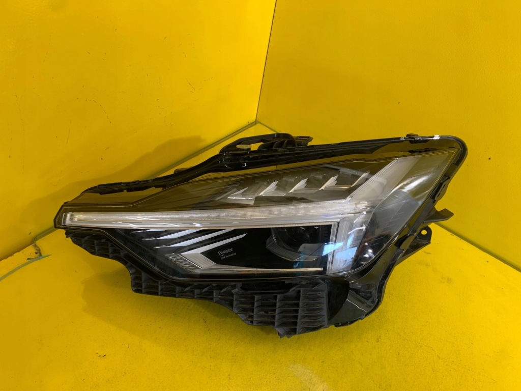 Купити Лампа ліва polestar 2 ii full led 2020- p31698070