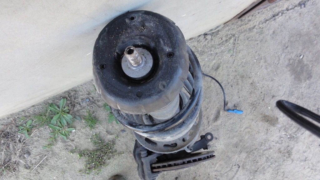 фото №5, Citroen c4 cactus 1,2 thp амортизаторна стійка лівий 16r