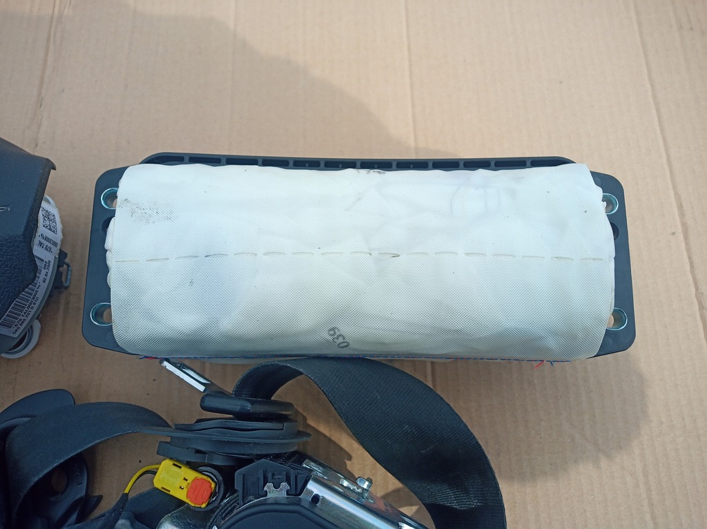 фото №8, Подушка безопасности подушка ремни vw golf vi plus 5k0880201d