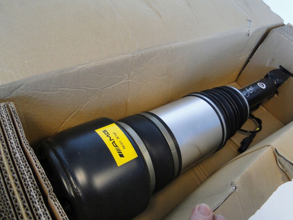 Mercedes амортизатор передний правый airmatic 55 63 amg e klasa 211 w211 s211 в Украине