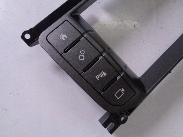 фото №2, Панель радио телефона рамка range rover evoque