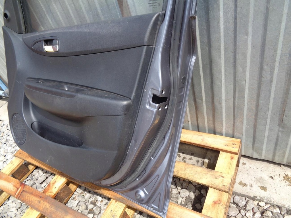 фото №10, Двері праве перед передні hyundai i20 i 5d 2008- лак: 2e