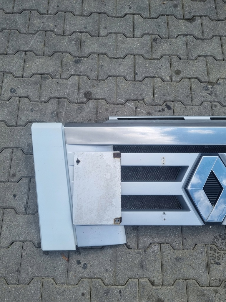 фото №2, Решётка радиатора решётка радиатора капот перед renault magnum dxi оригинал