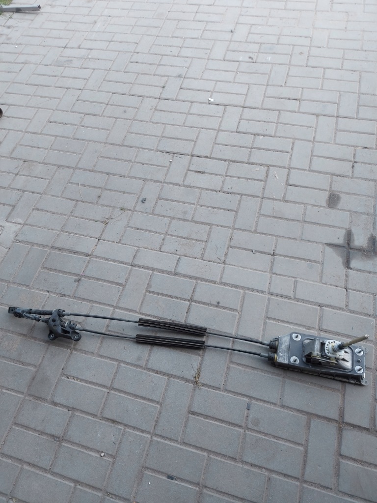 фото №1, Volkswagen оригинальный номер 6q0711061e домкрат переключения передач