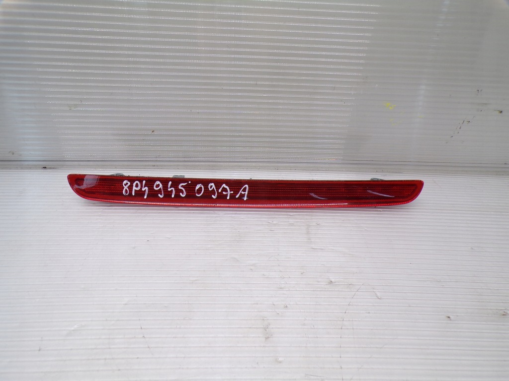 фото №1, Третий свет стоп audi a3 8p 5d lift 8p4945097a