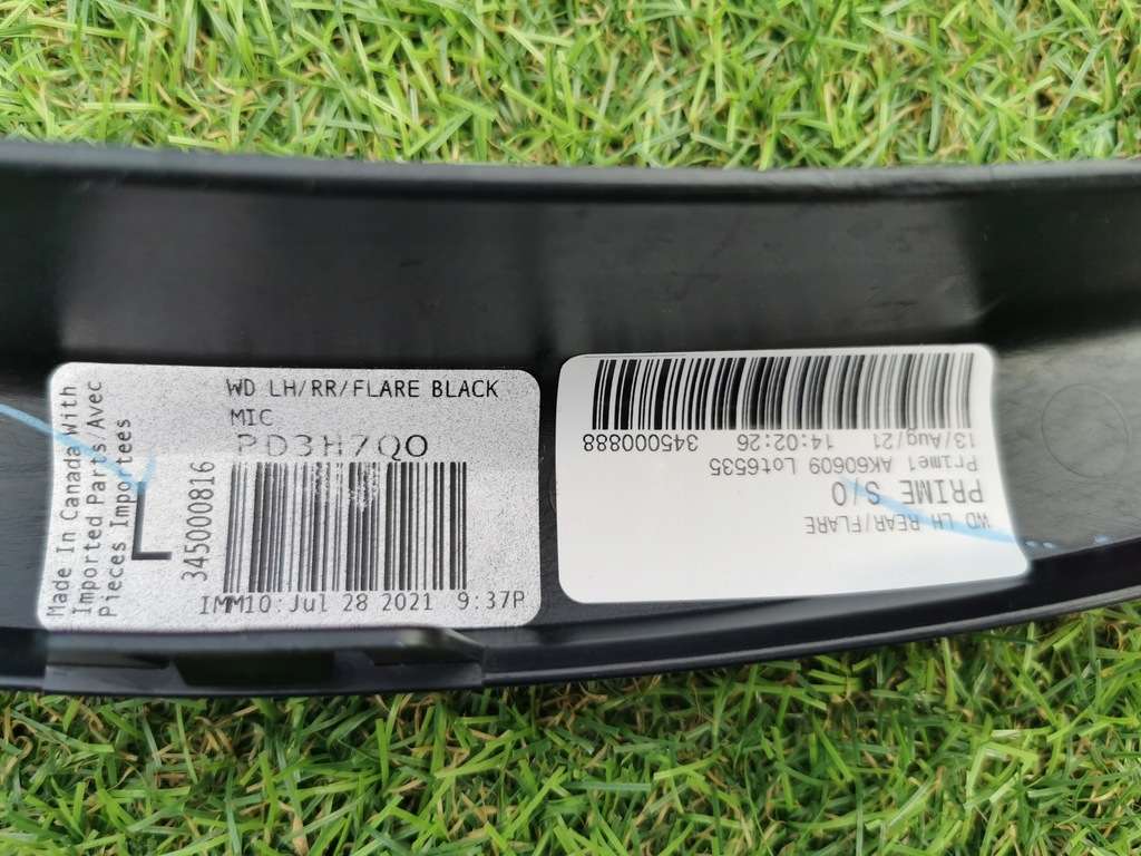 фото №9, Dodge durango молдинг крыла левая задняя