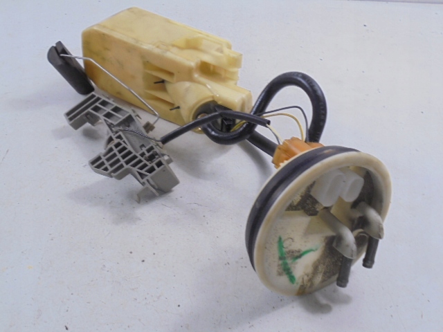 Nissan micra k11 насос топлива электрическая 1,0 cg10de 00-02 172784f100 vdo Цена