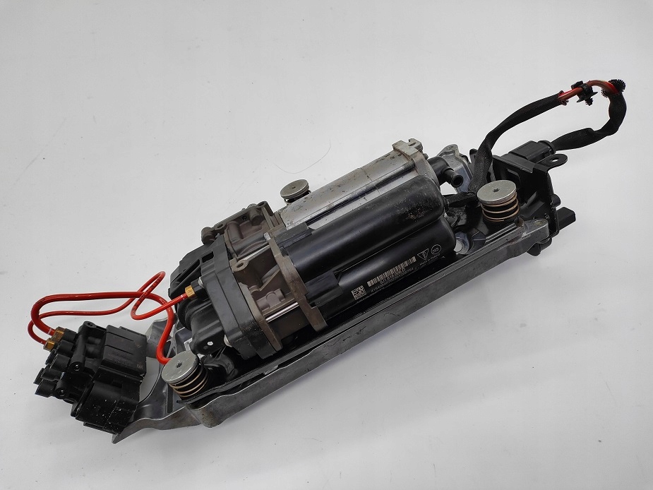 фото №8, Насос компресор підвіска 9j1616006d taycan