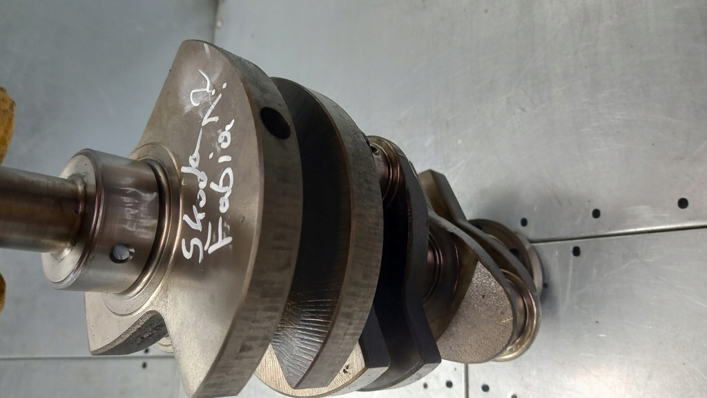 Wał karbowy skoda fabia 1.2b в Украине