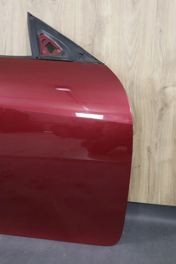 фото №5, Mercedes slk r171 дверь правое полный лак 548