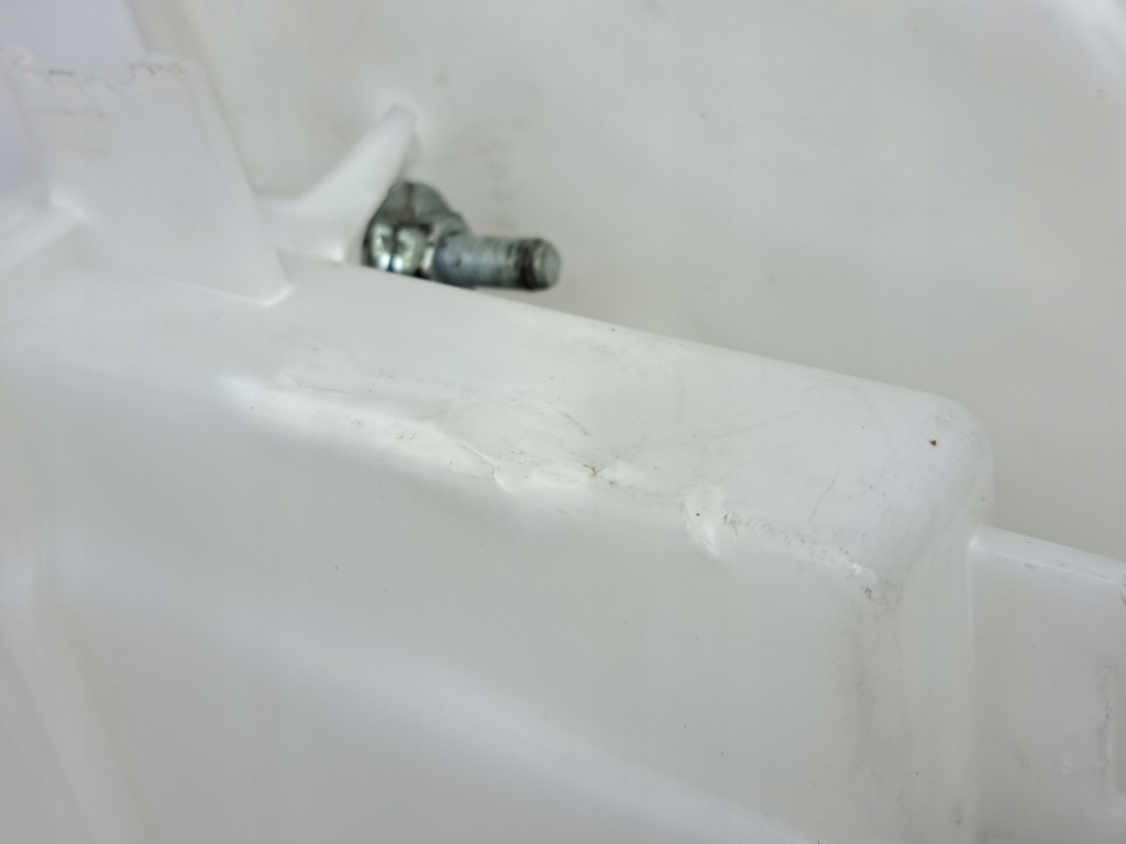 фото №8, Бак рідина do омивача верх/низ vw passat b7 3aa955453j