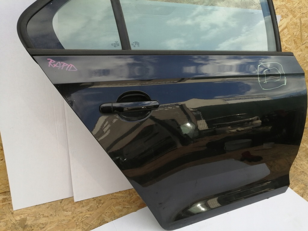 фото №8, Дверь задняя задние правое skoda rapid liftback