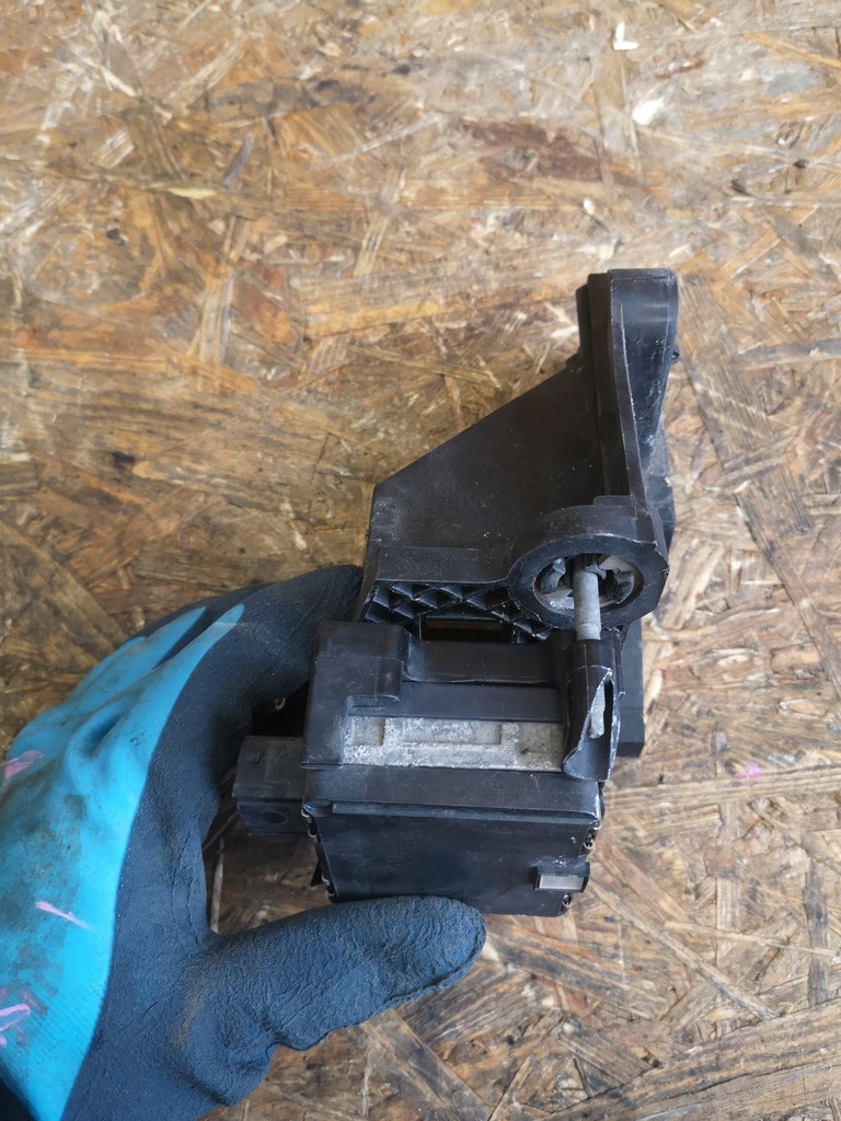 фото №5, Alfa romeo giulia радар перед кронштейн 50558711 distronic