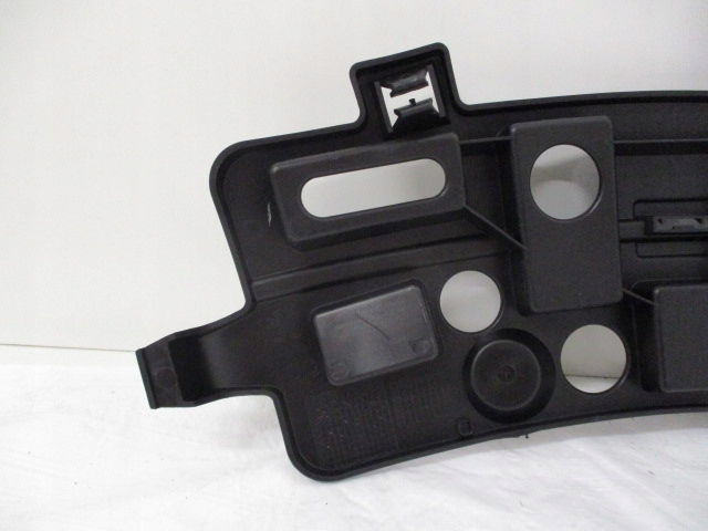 Peugeot 5008 рестайлінг  напрямна кронштейн бампера лівий правий Зі Шроту