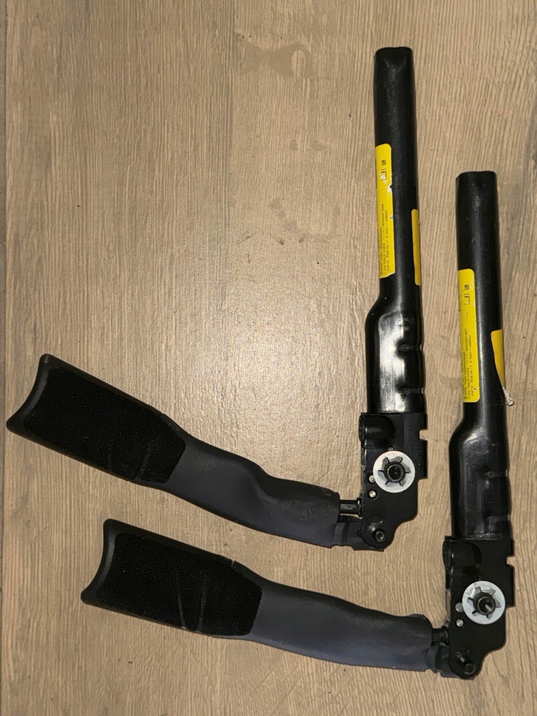 Купити Натягувачі opel astra k